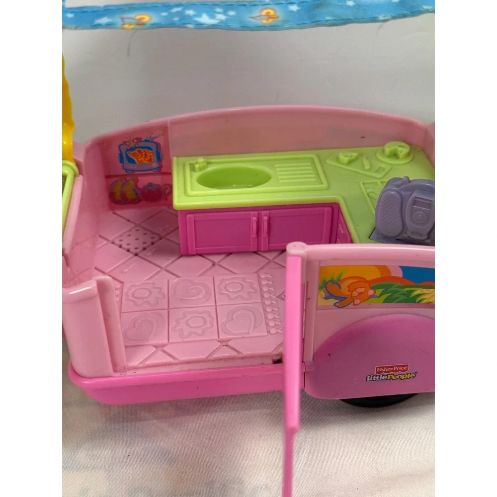 Fisher Price Little People Songs Sounds Pop Up Camper Pink Green Trailer Toy